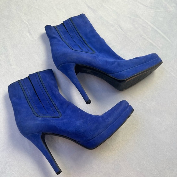 Casadei Blue Suede Leather Heeled Booties - Picture 12 of 12